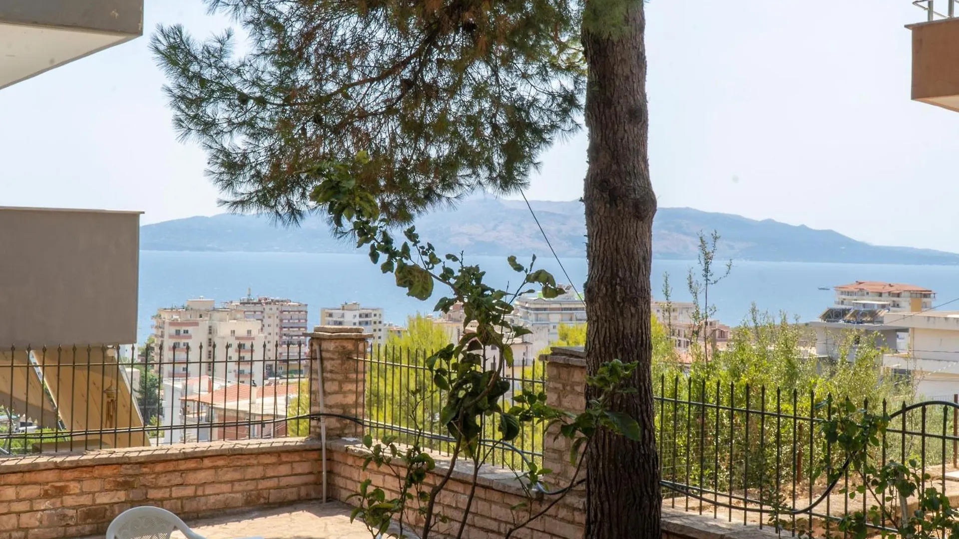 Horizon View Apartments Sarande