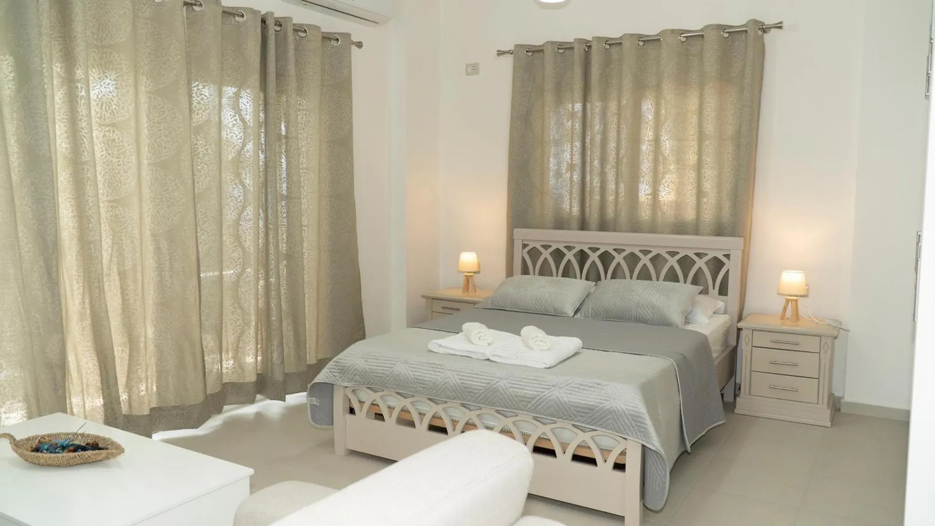 Horizon View Apartments Sarande