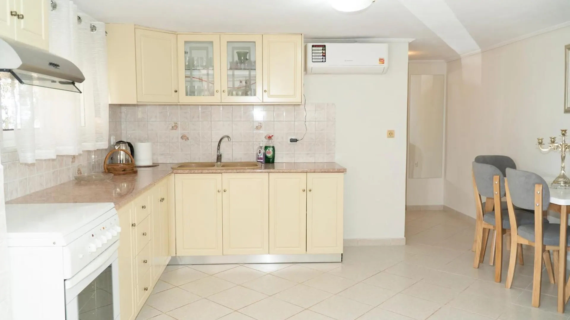 Horizon View Apartments Sarande
