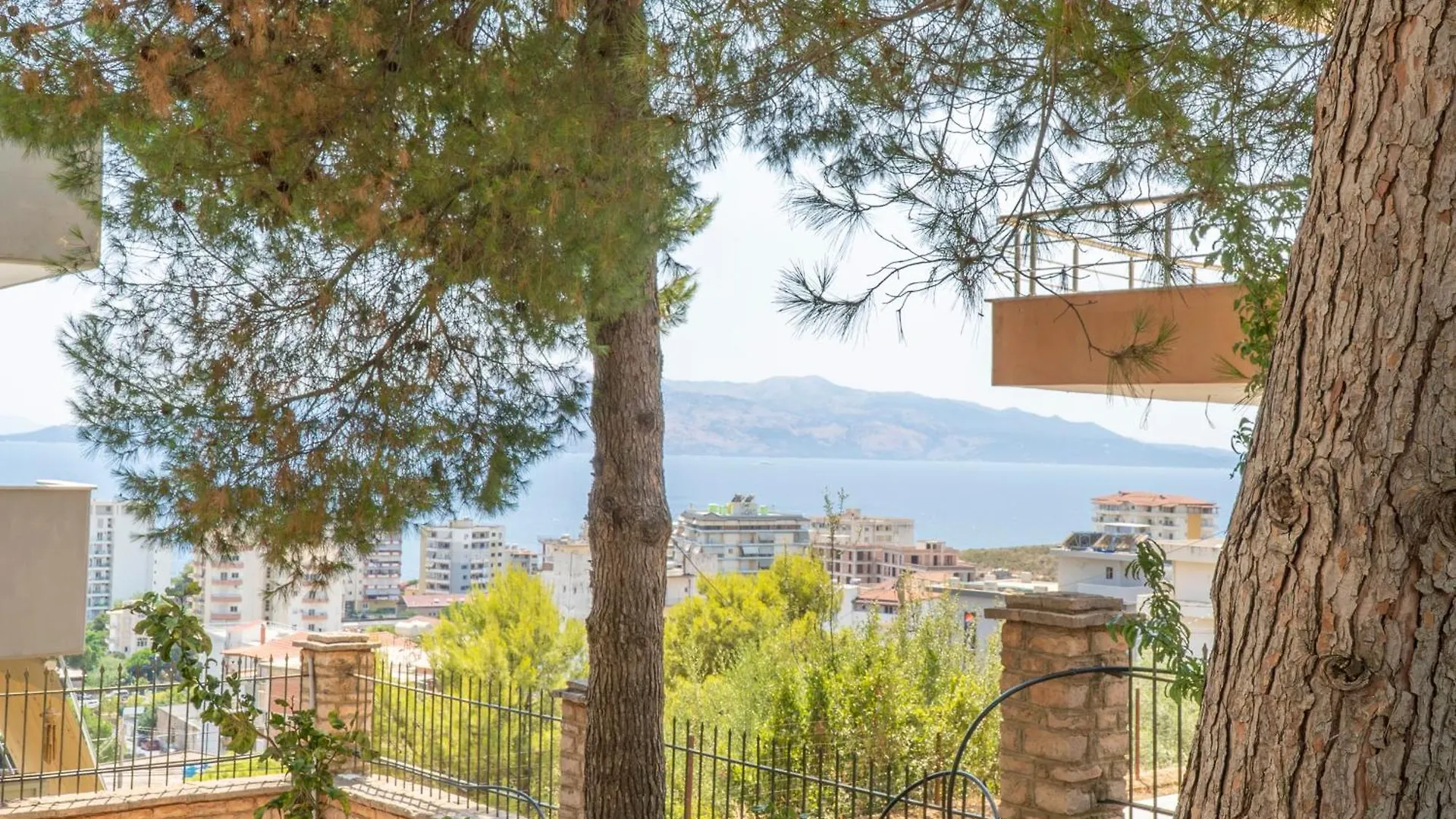 Horizon View Apartments Sarande 0*,  Albania